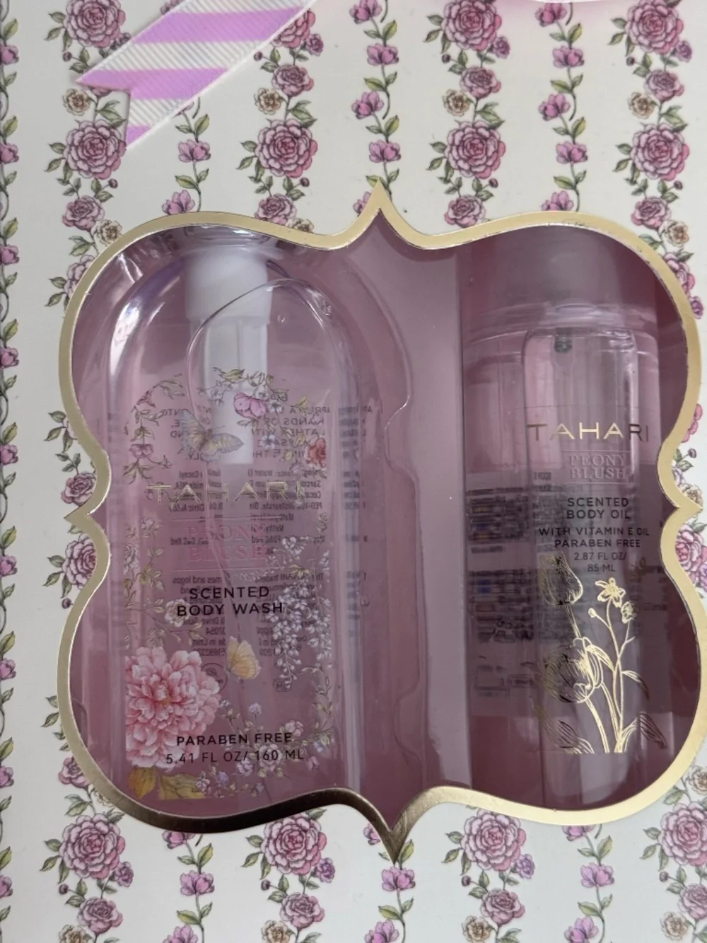 Tahari pink floral bath and body gift set